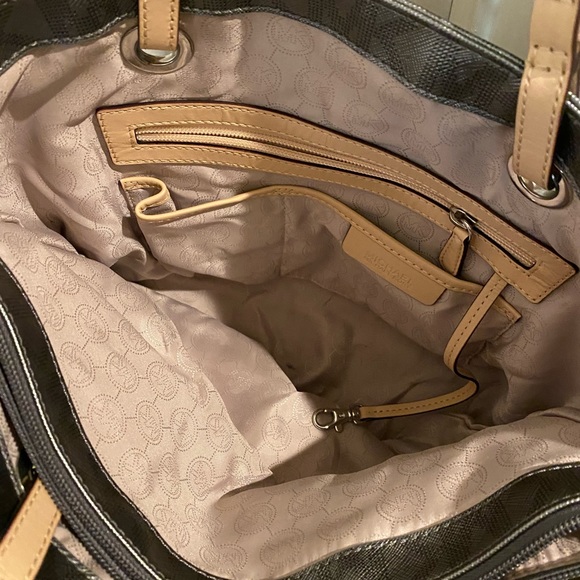 Silver Michael Kors Shoulder Purse - Picture 6 of 7